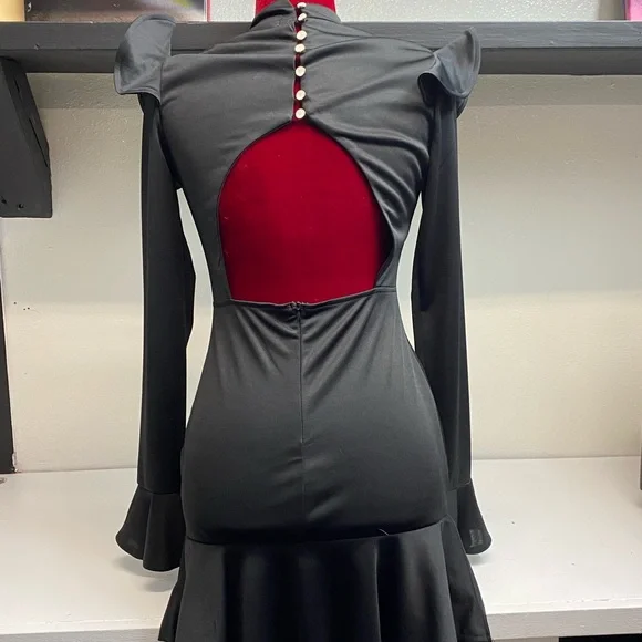 Elegant Black Ruffle Sleeve Dress - Picture 2 of 3